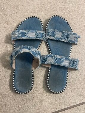Denim is Slide Sandals with Frayed Straps - Blue